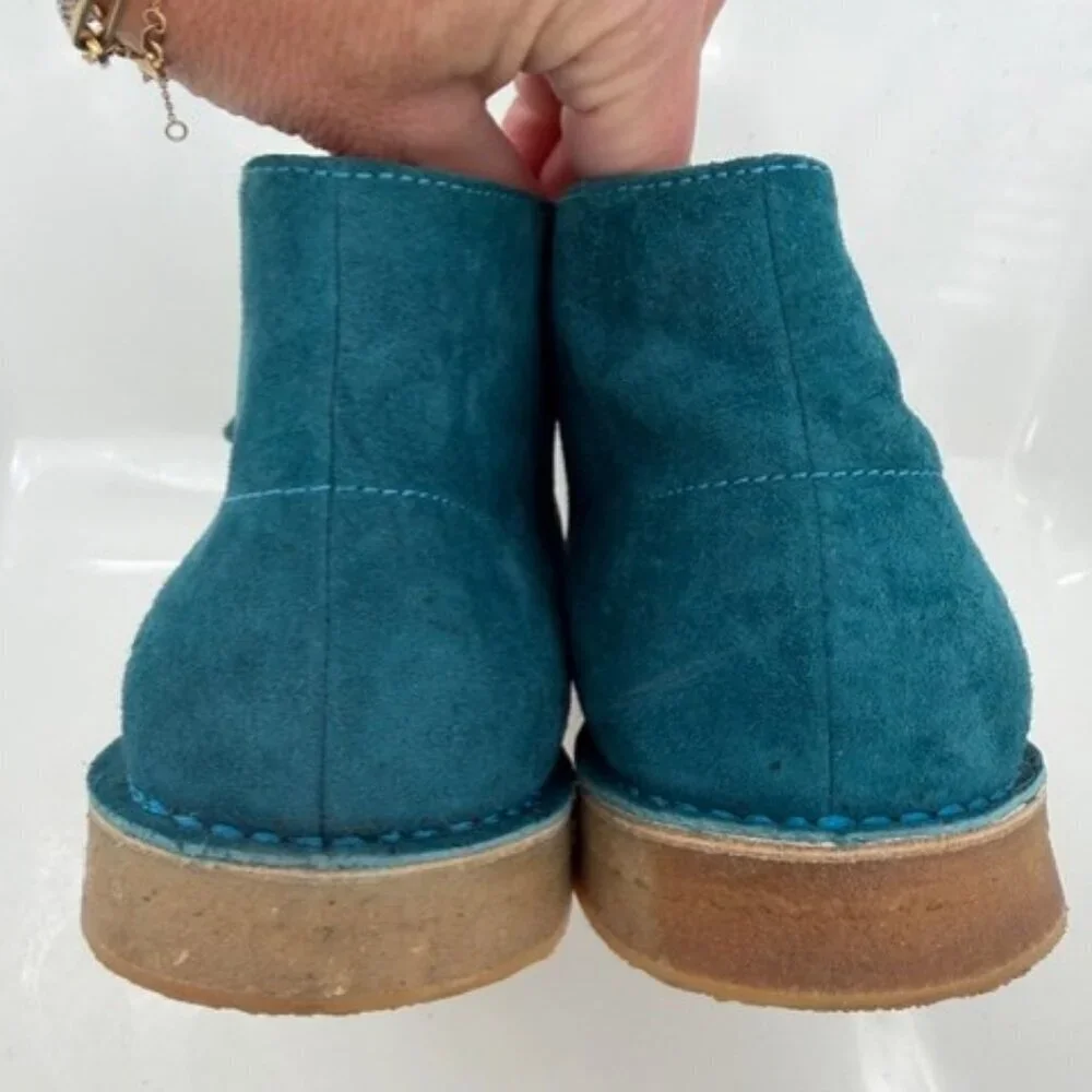 RARE! UGG Turquoise Teal Blue Suede Lace Up Chukka Boots Sz 9